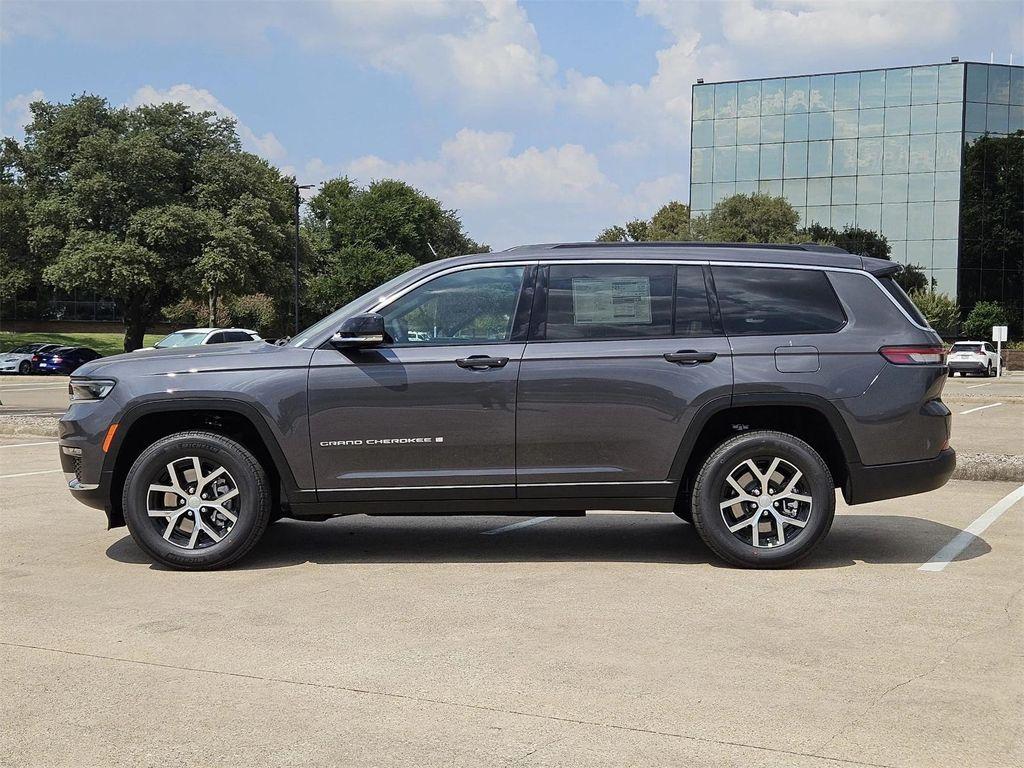 new 2025 Jeep Grand Cherokee L car, priced at $40,181