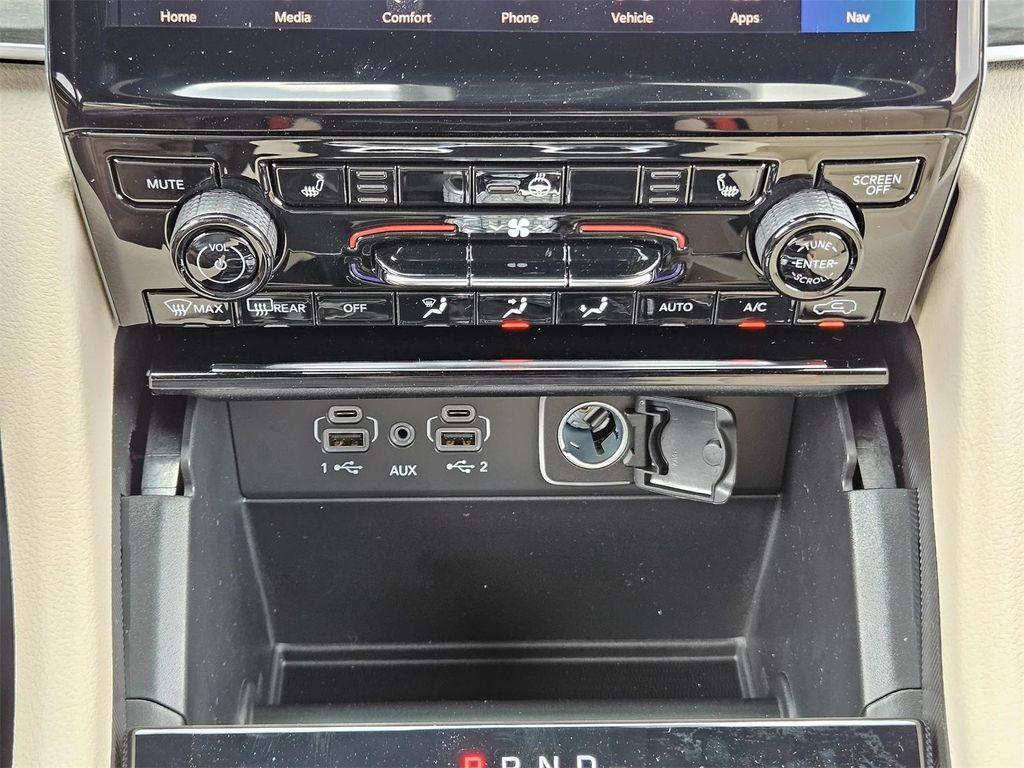 new 2025 Jeep Grand Cherokee L car, priced at $40,181