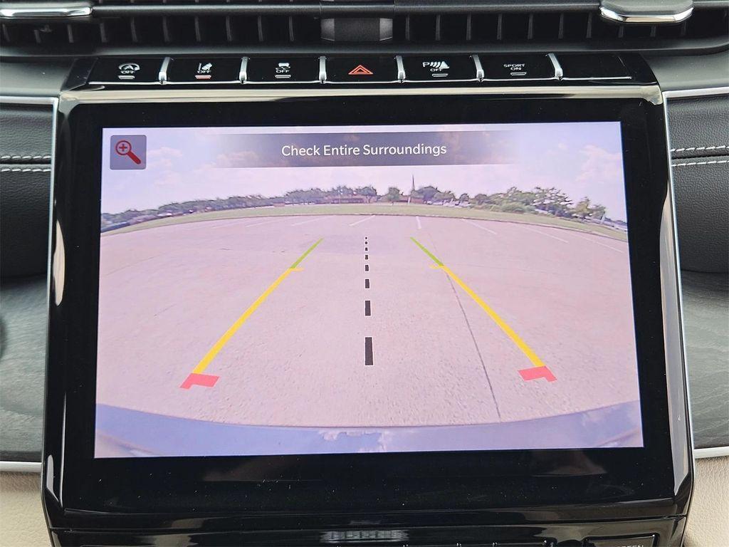 new 2025 Jeep Grand Cherokee L car, priced at $40,181