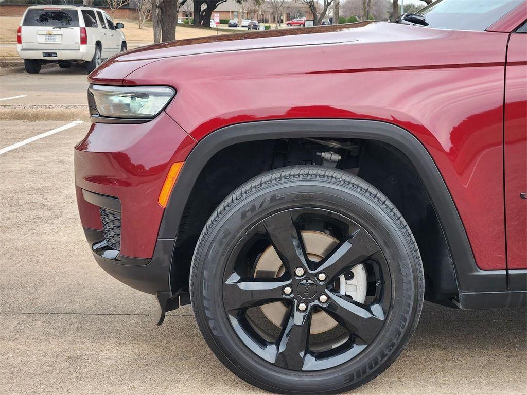 used 2024 Jeep Grand Cherokee L car, priced at $30,657