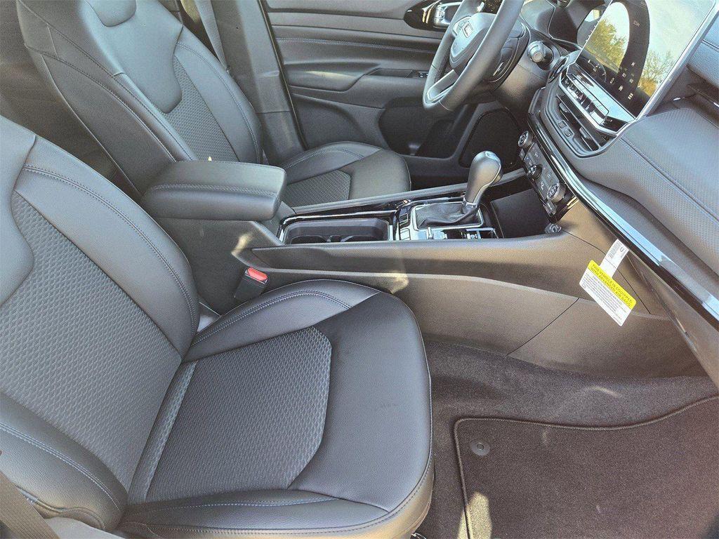 new 2026 Jeep Compass car, priced at $24,116