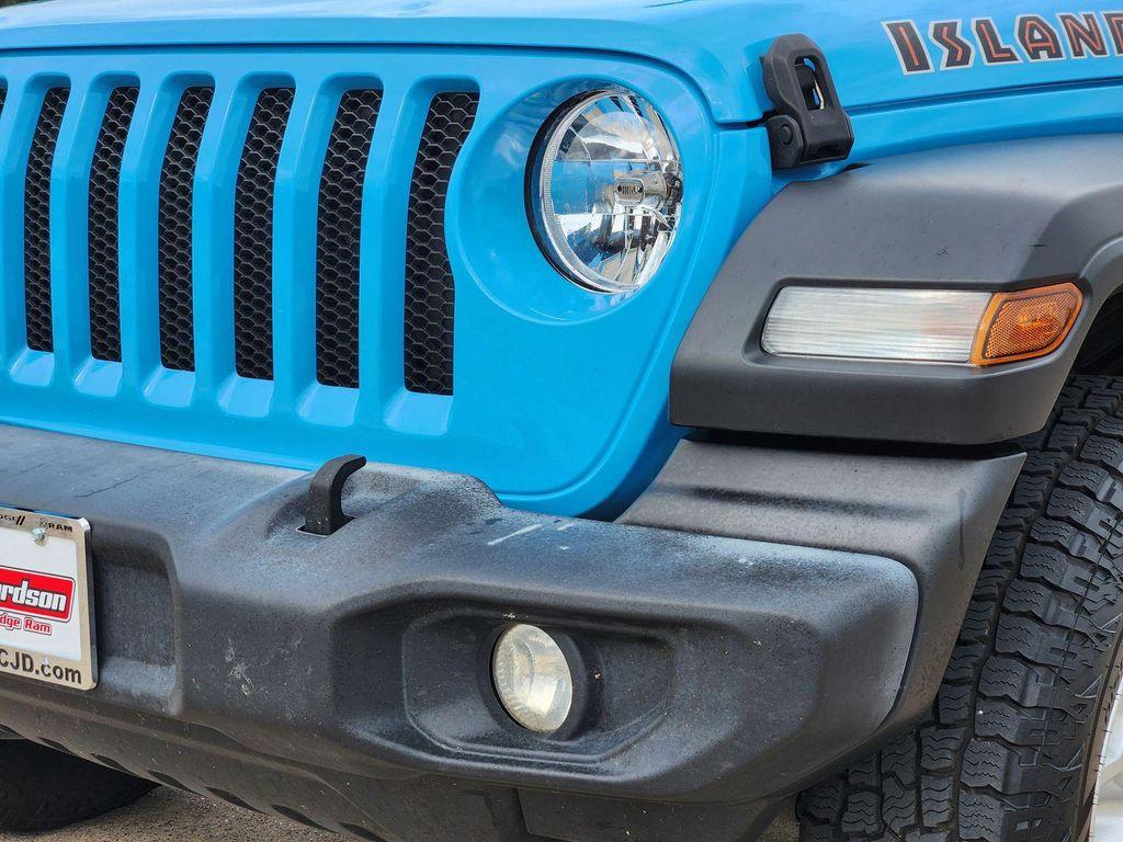 used 2021 Jeep Wrangler Unlimited car, priced at $25,999