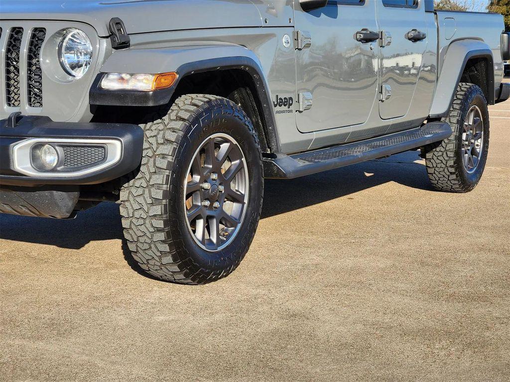 used 2021 Jeep Gladiator car, priced at $23,881