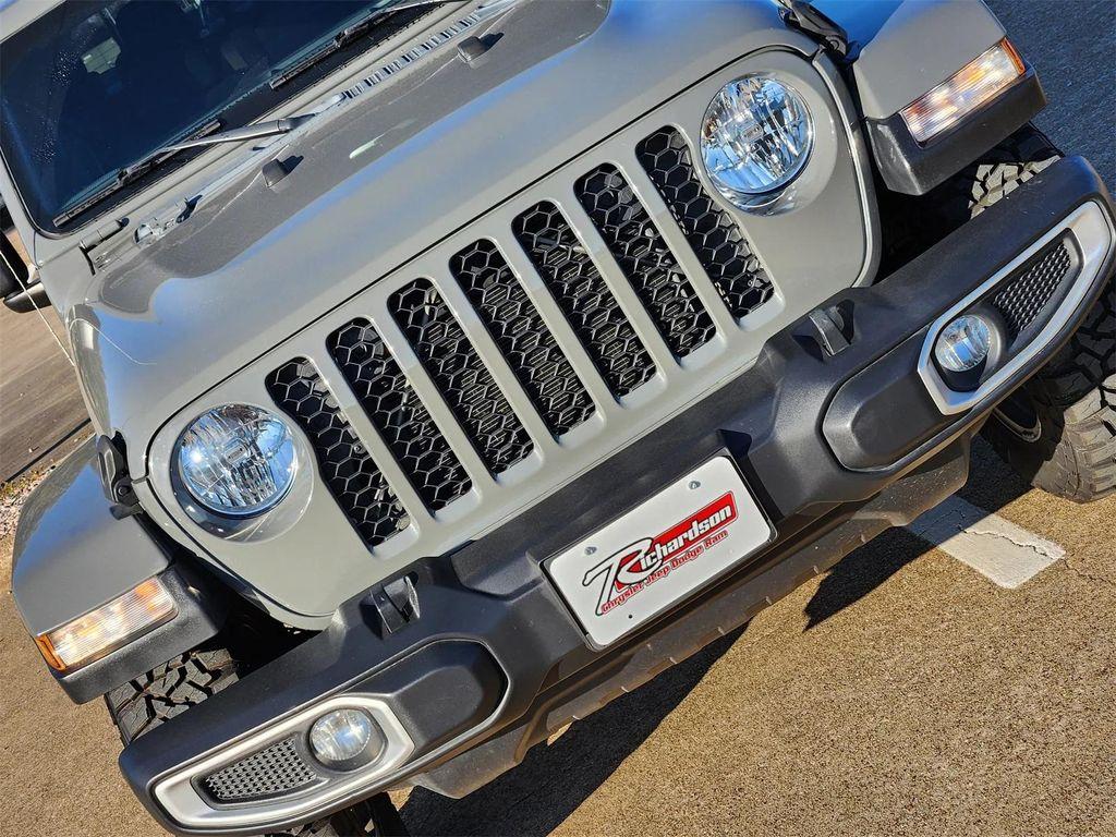 used 2021 Jeep Gladiator car, priced at $23,881
