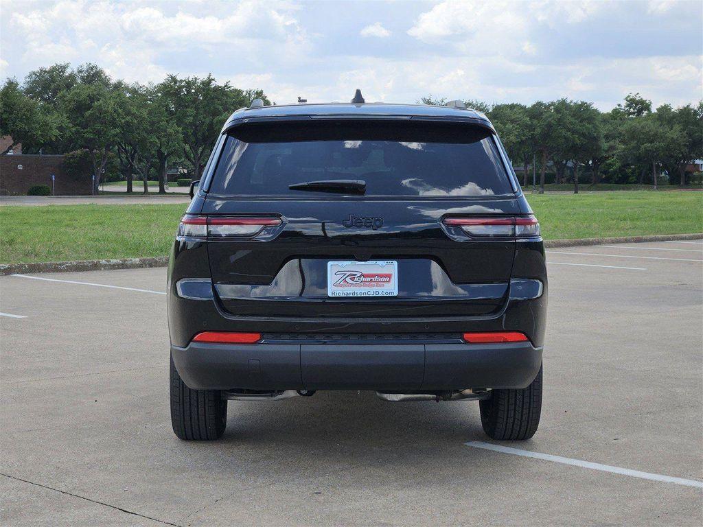 new 2025 Jeep Grand Cherokee L car, priced at $30,522
