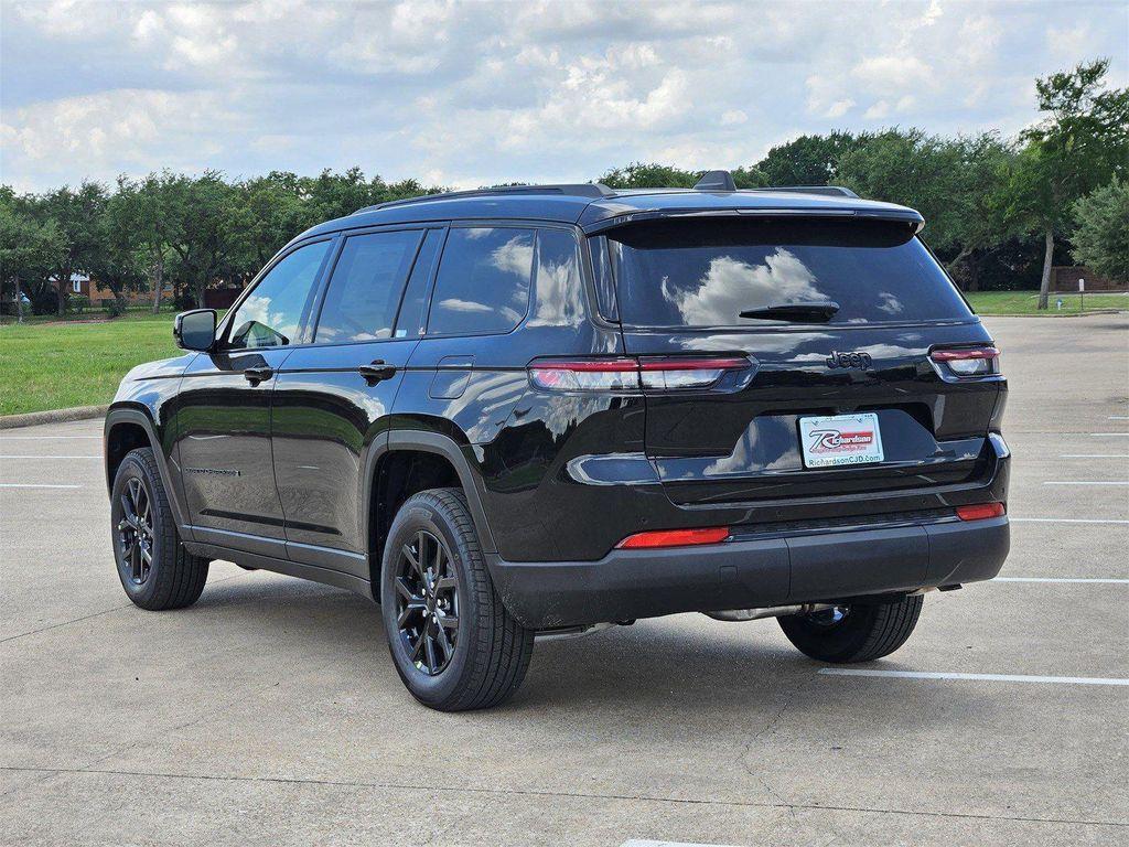 new 2025 Jeep Grand Cherokee L car, priced at $30,522