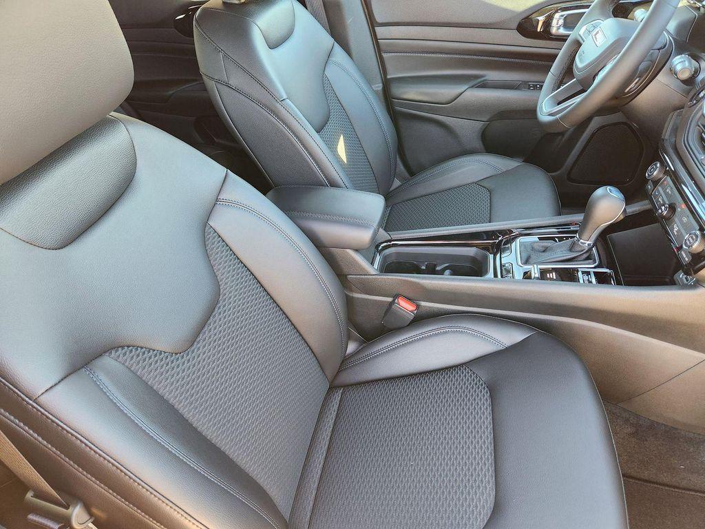 new 2026 Jeep Compass car, priced at $24,499