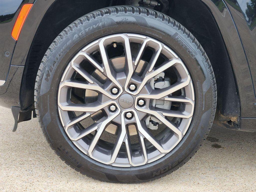 used 2023 Jeep Grand Cherokee L car, priced at $39,822