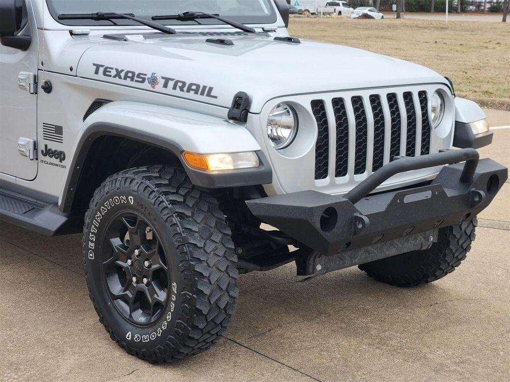 used 2023 Jeep Gladiator car, priced at $31,181