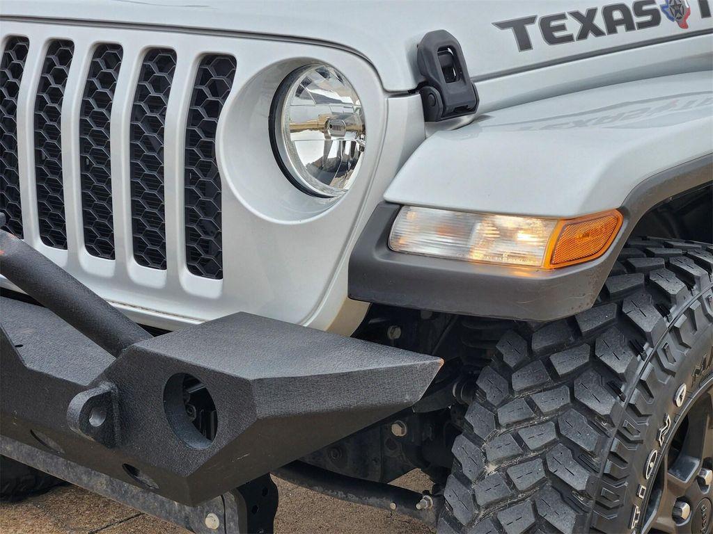 used 2023 Jeep Gladiator car, priced at $31,181