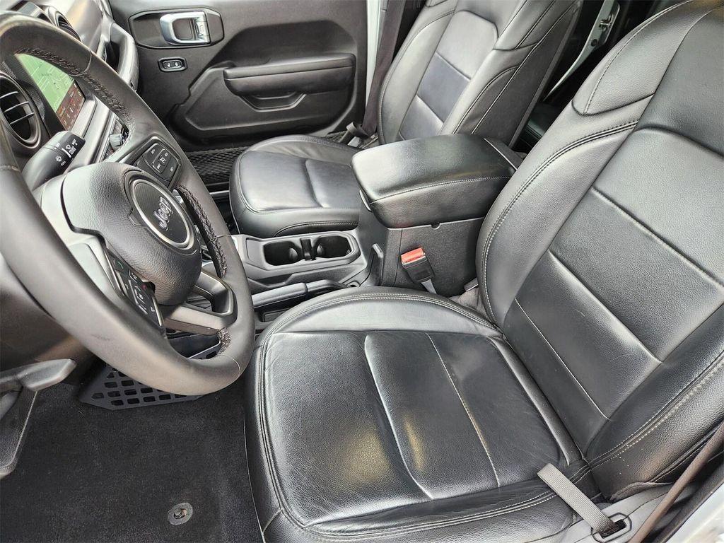 used 2023 Jeep Gladiator car, priced at $31,181