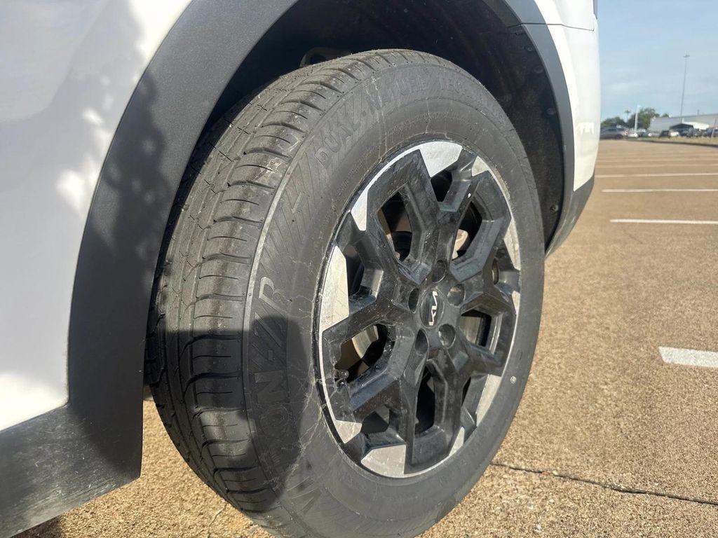 used 2025 Kia Sorento car, priced at $29,699