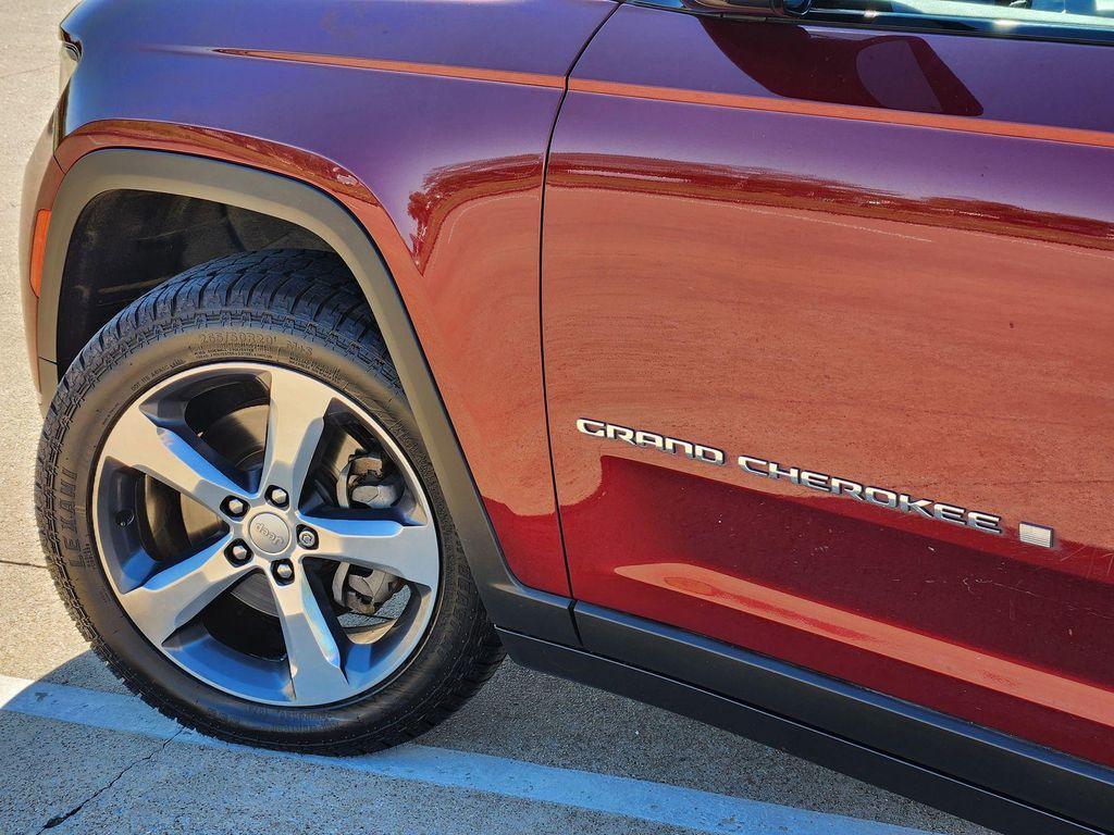 used 2021 Jeep Grand Cherokee L car, priced at $23,509