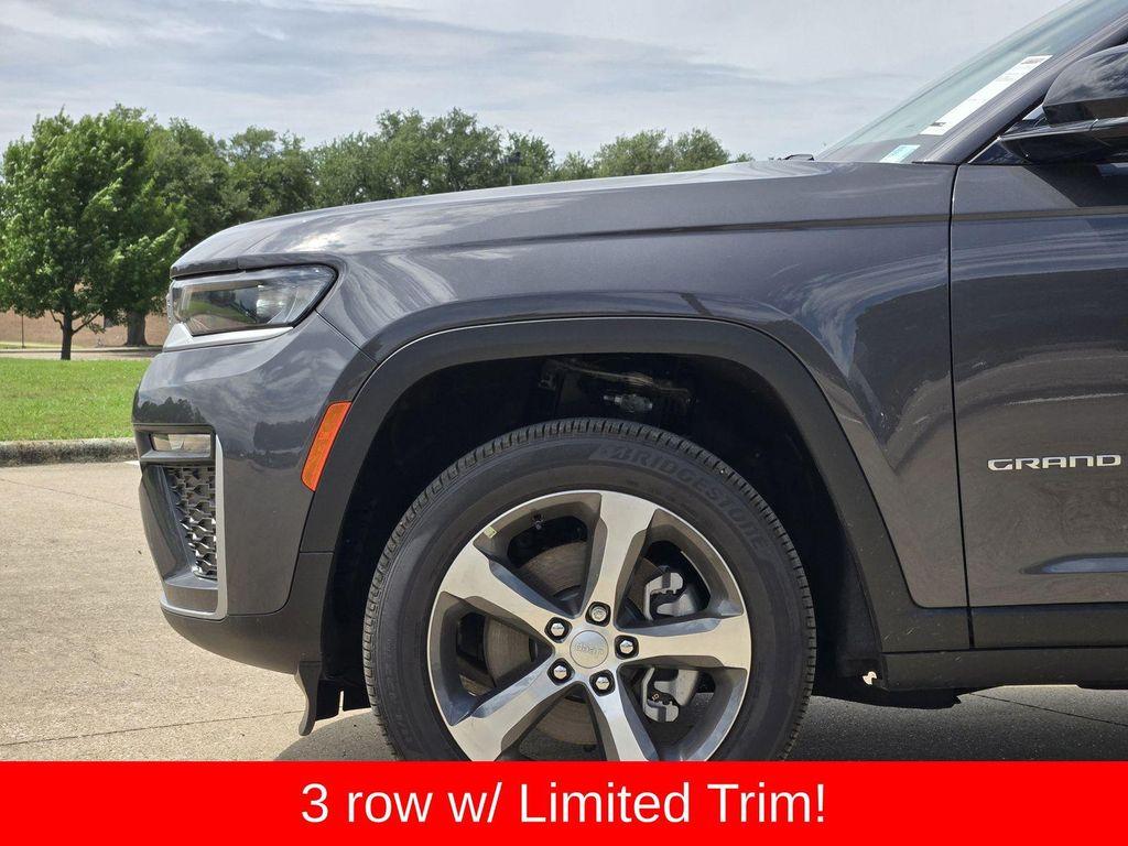 new 2026 Jeep Grand Cherokee L car, priced at $40,299