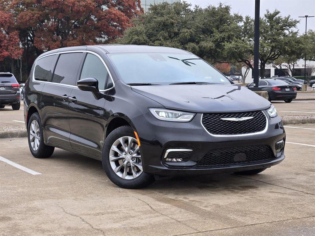 new 2026 Chrysler Pacifica car, priced at $40,399