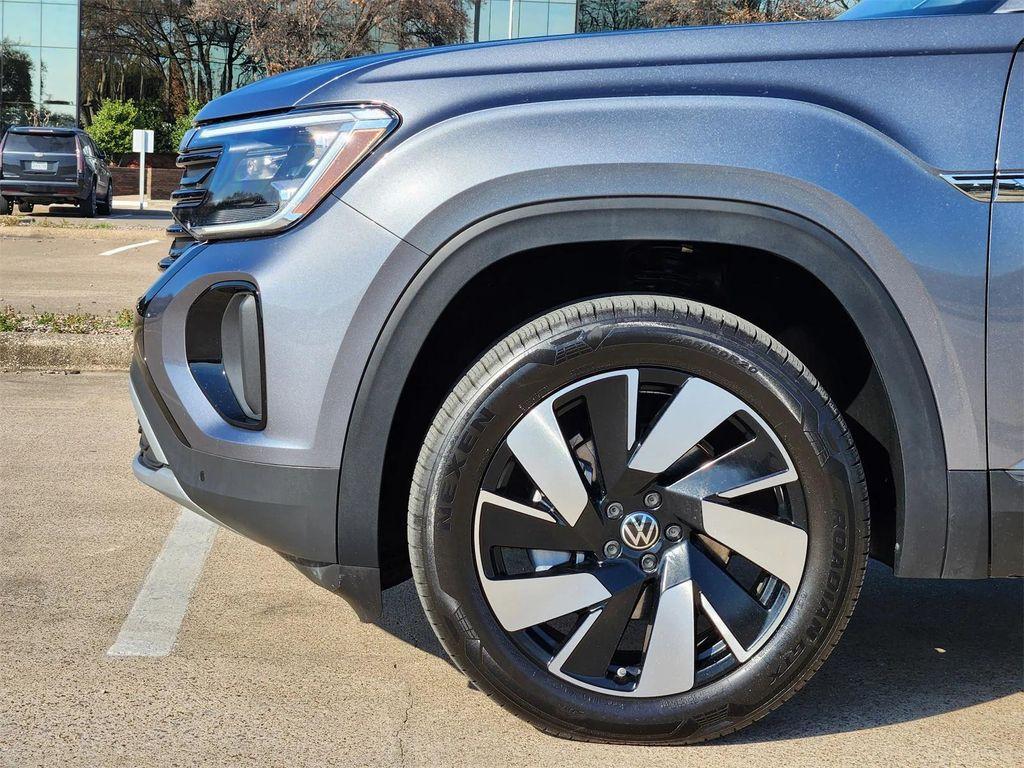 used 2025 Volkswagen Atlas Cross Sport car, priced at $29,326