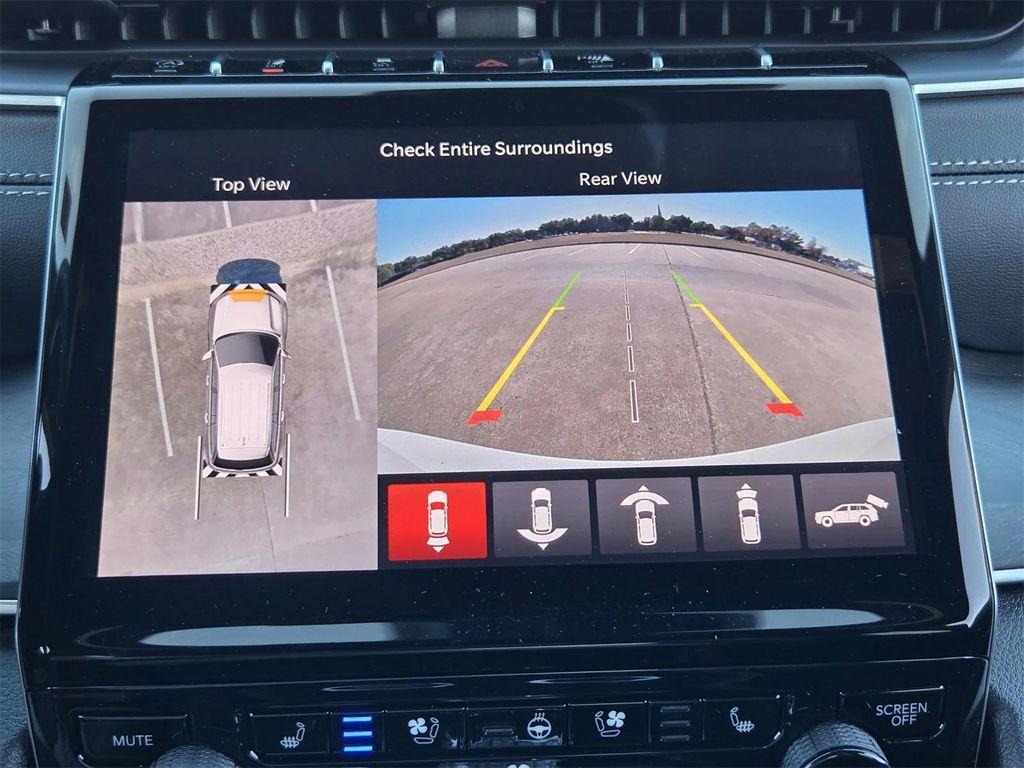 new 2025 Jeep Grand Cherokee car, priced at $45,808