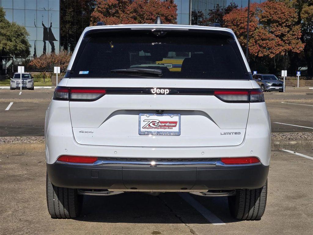 new 2025 Jeep Grand Cherokee car, priced at $45,808