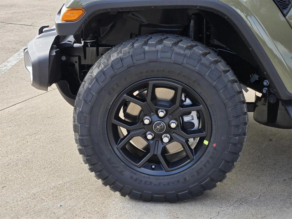 new 2026 Jeep Gladiator car, priced at $45,530