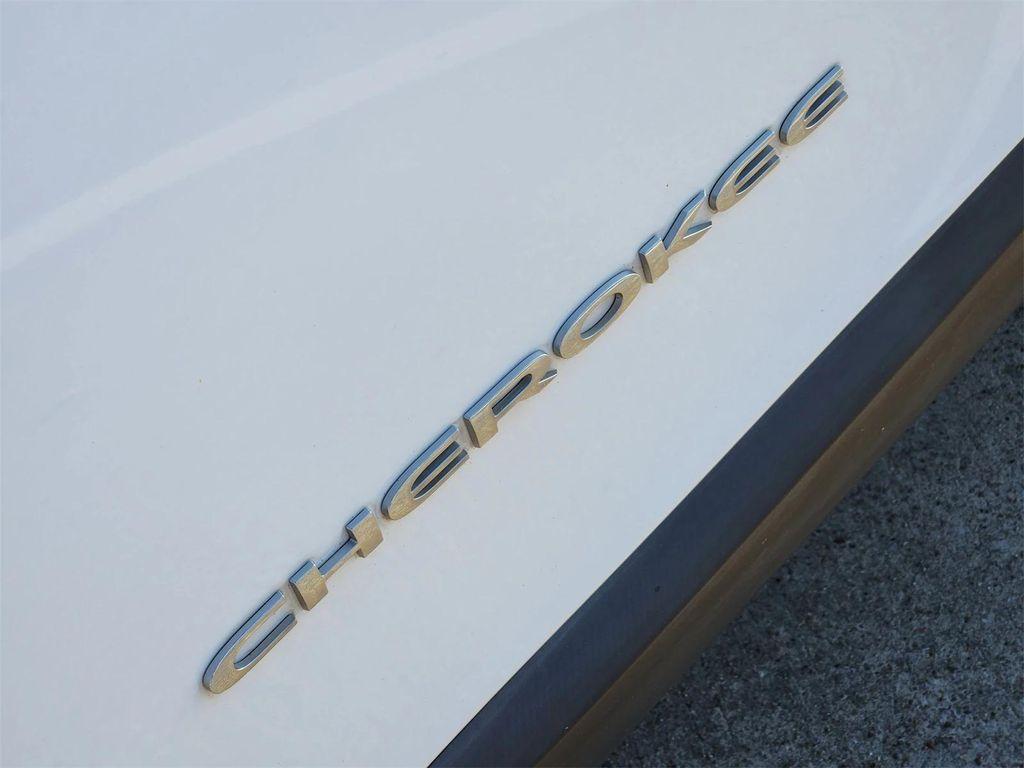 used 2016 Jeep Cherokee car, priced at $9,767