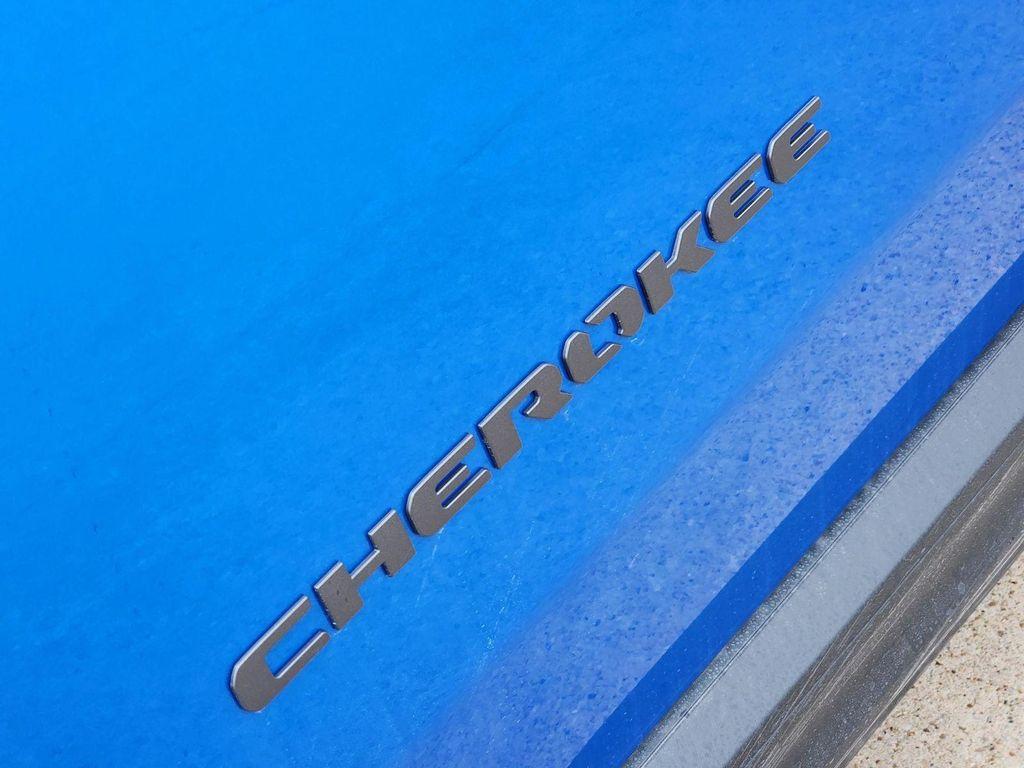 new 2026 Jeep Cherokee car, priced at $37,860