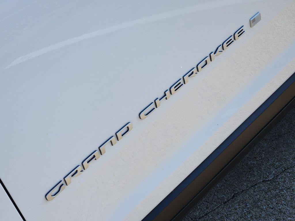 new 2026 Jeep Grand Cherokee car, priced at $33,235