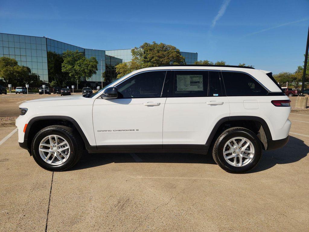 new 2026 Jeep Grand Cherokee car, priced at $33,235