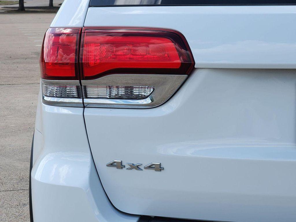 used 2022 Jeep Grand Cherokee car, priced at $20,494
