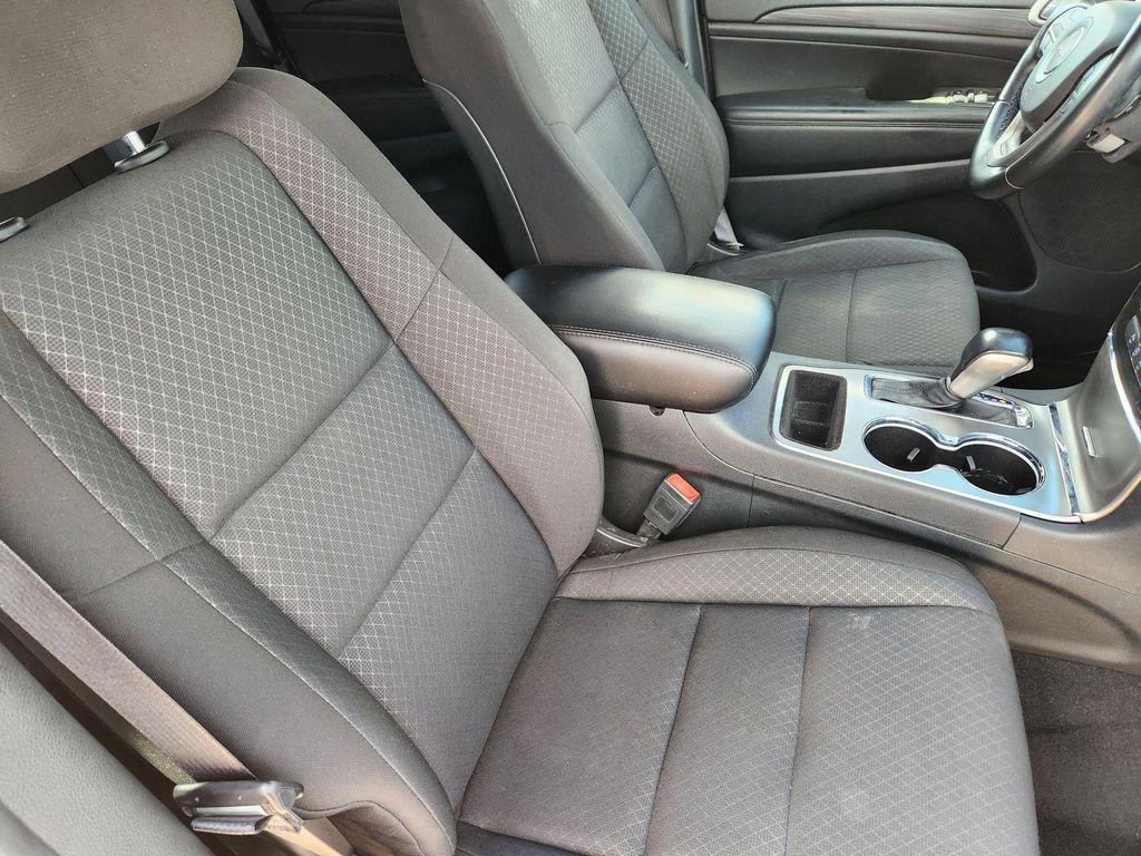 used 2022 Jeep Grand Cherokee car, priced at $20,494