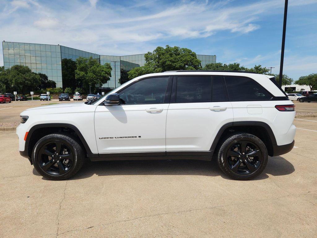 used 2023 Jeep Grand Cherokee car, priced at $26,171