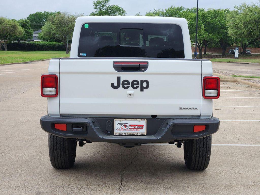 new 2026 Jeep Gladiator car, priced at $41,766