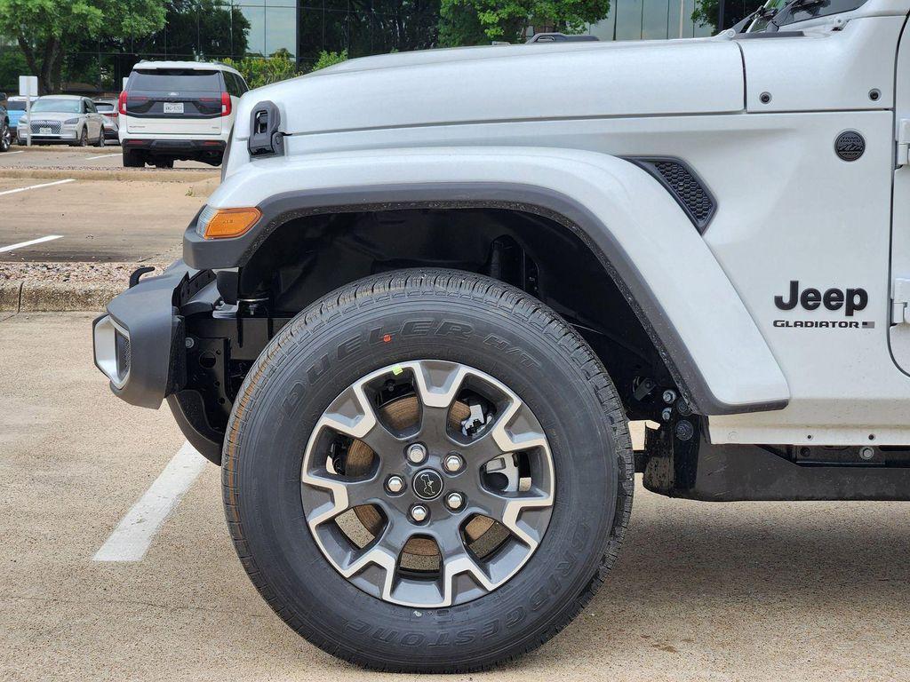 new 2026 Jeep Gladiator car, priced at $41,766