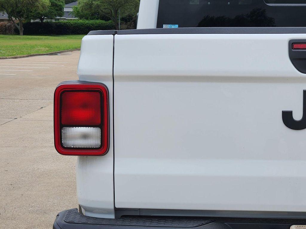 new 2026 Jeep Gladiator car, priced at $41,766