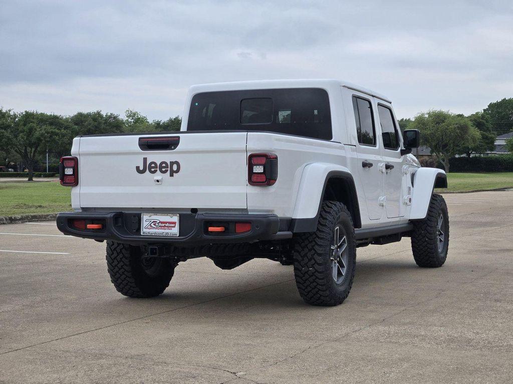 new 2026 Jeep Gladiator car, priced at $51,432