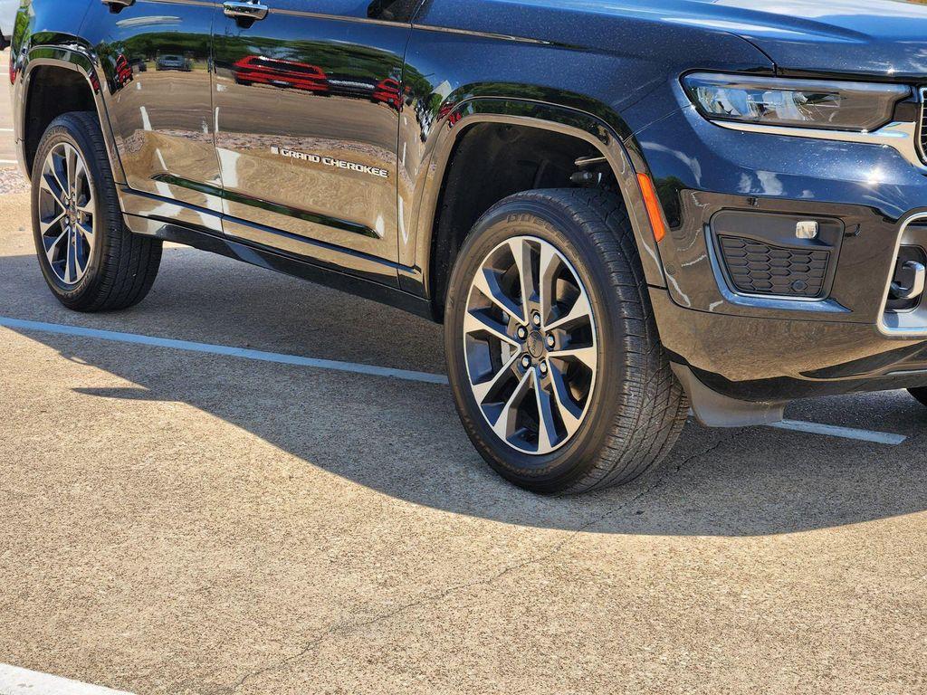 used 2022 Jeep Grand Cherokee car, priced at $34,262