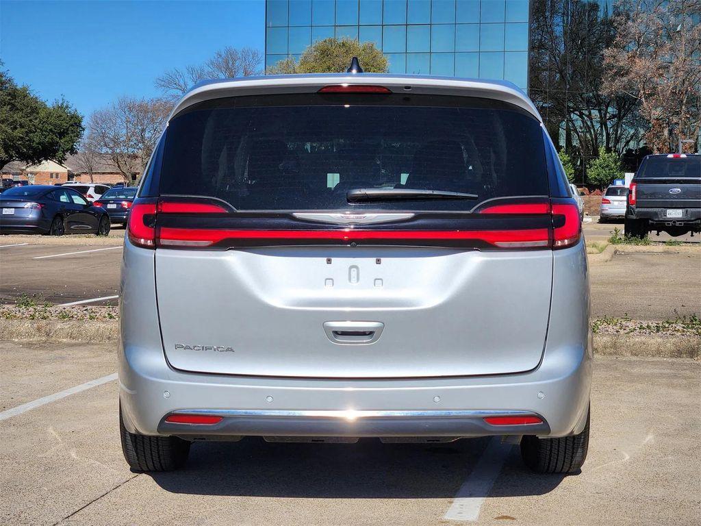 used 2024 Chrysler Pacifica car, priced at $30,362