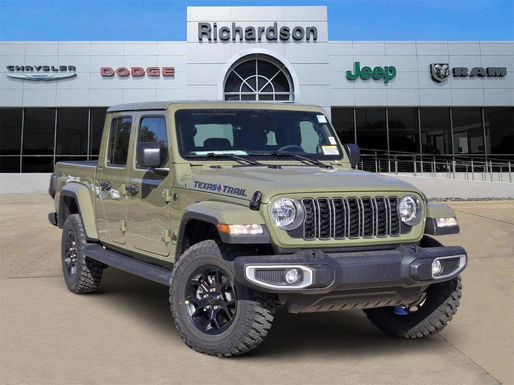 new 2026 Jeep Gladiator car, priced at $43,497
