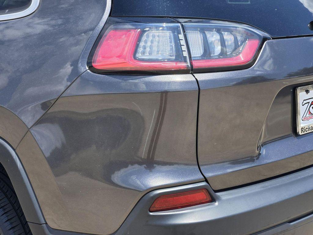 used 2019 Jeep Cherokee car, priced at $15,996