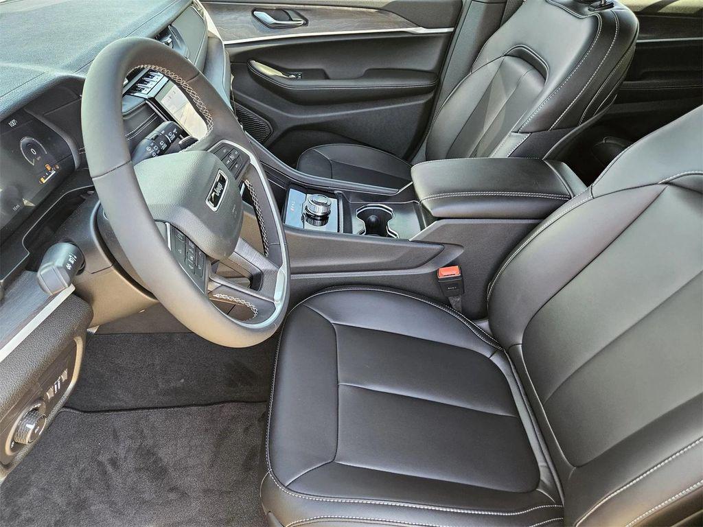 new 2025 Jeep Grand Cherokee L car, priced at $41,284