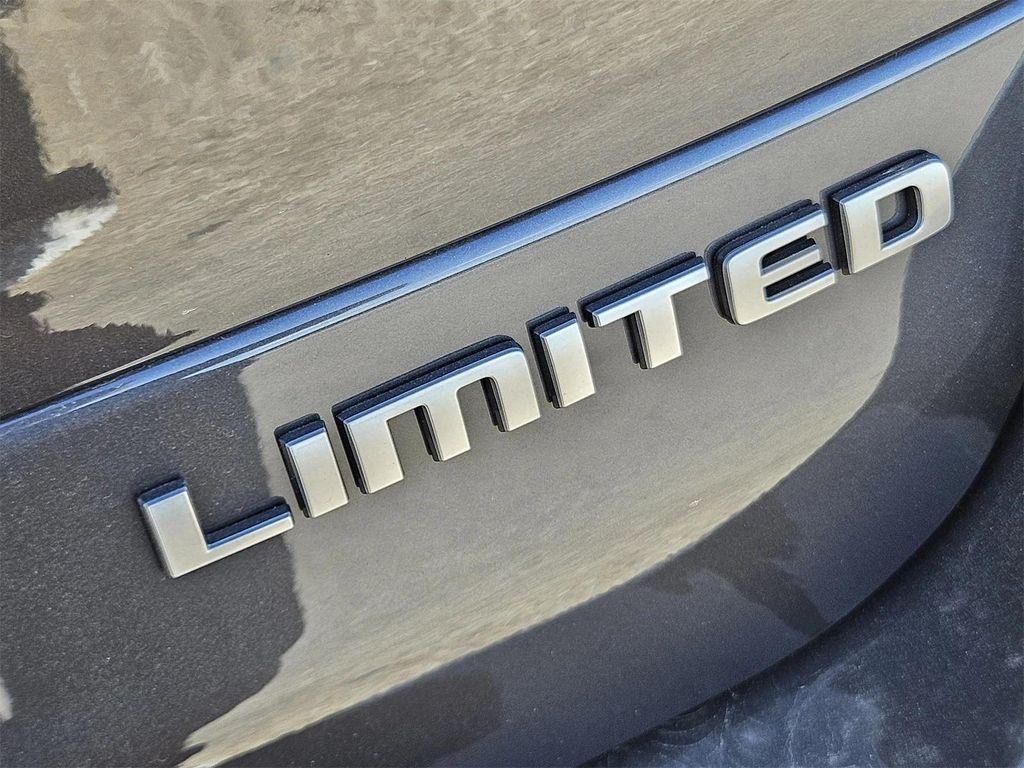 new 2025 Jeep Grand Cherokee L car, priced at $41,284