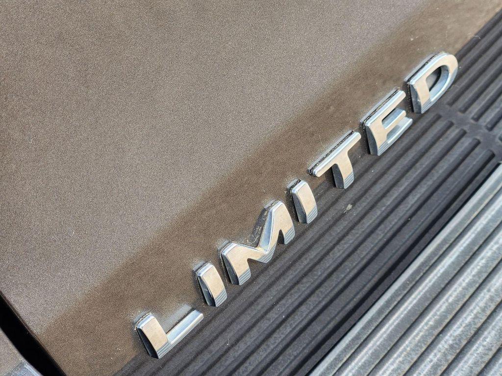 used 2020 Ford Expedition car, priced at $23,009