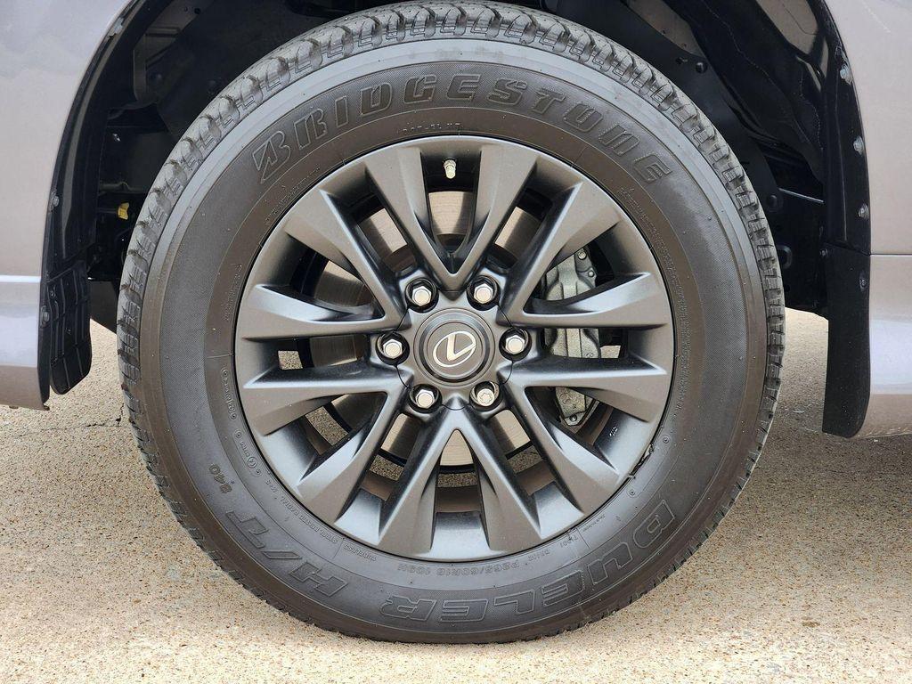 used 2023 Lexus GX 460 car, priced at $59,898