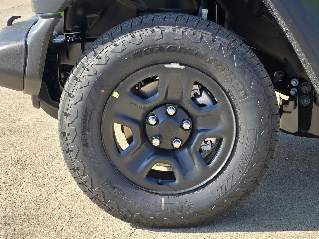 new 2026 Jeep Wrangler car, priced at $40,002