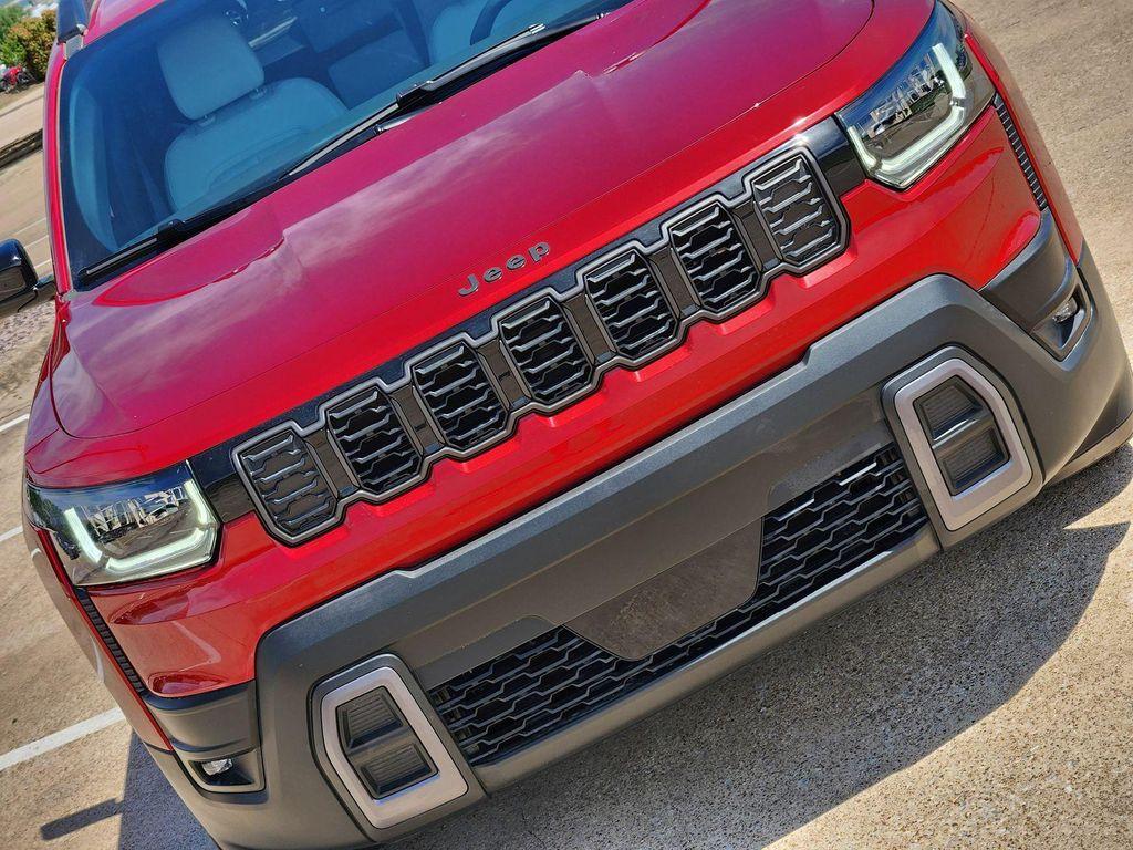 new 2026 Jeep Cherokee car, priced at $40,235