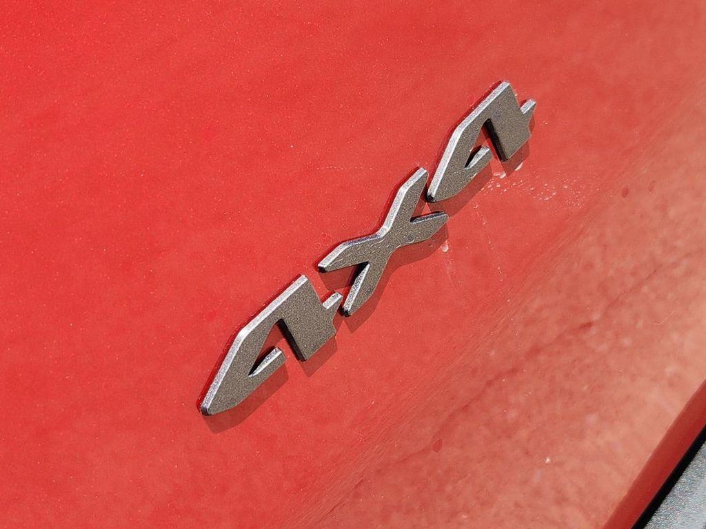 new 2026 Jeep Cherokee car, priced at $40,235