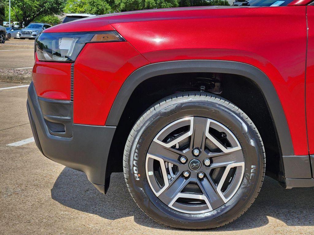 new 2026 Jeep Cherokee car, priced at $40,235