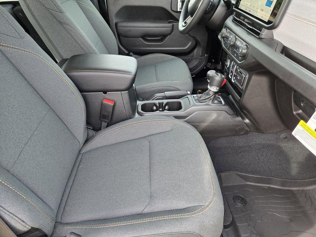 new 2026 Jeep Wrangler car, priced at $34,627