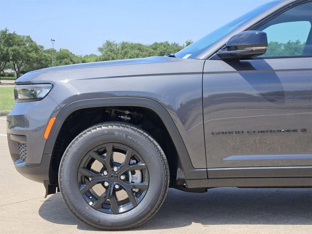 new 2025 Jeep Grand Cherokee L car, priced at $40,453