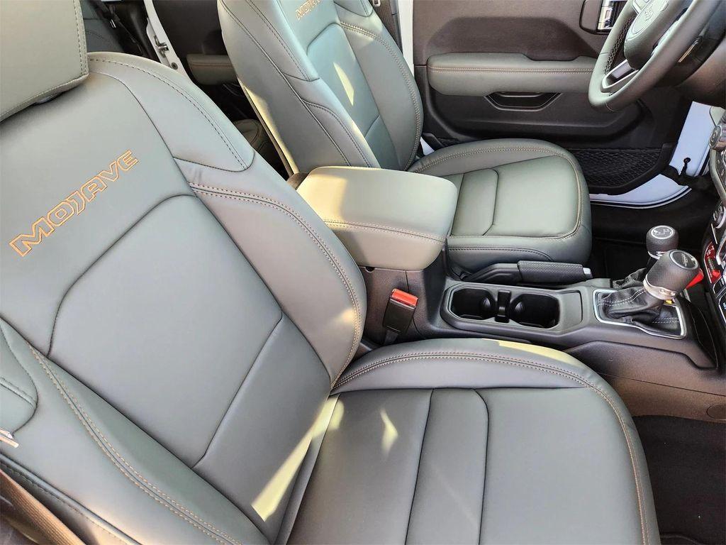 new 2026 Jeep Gladiator car, priced at $51,915