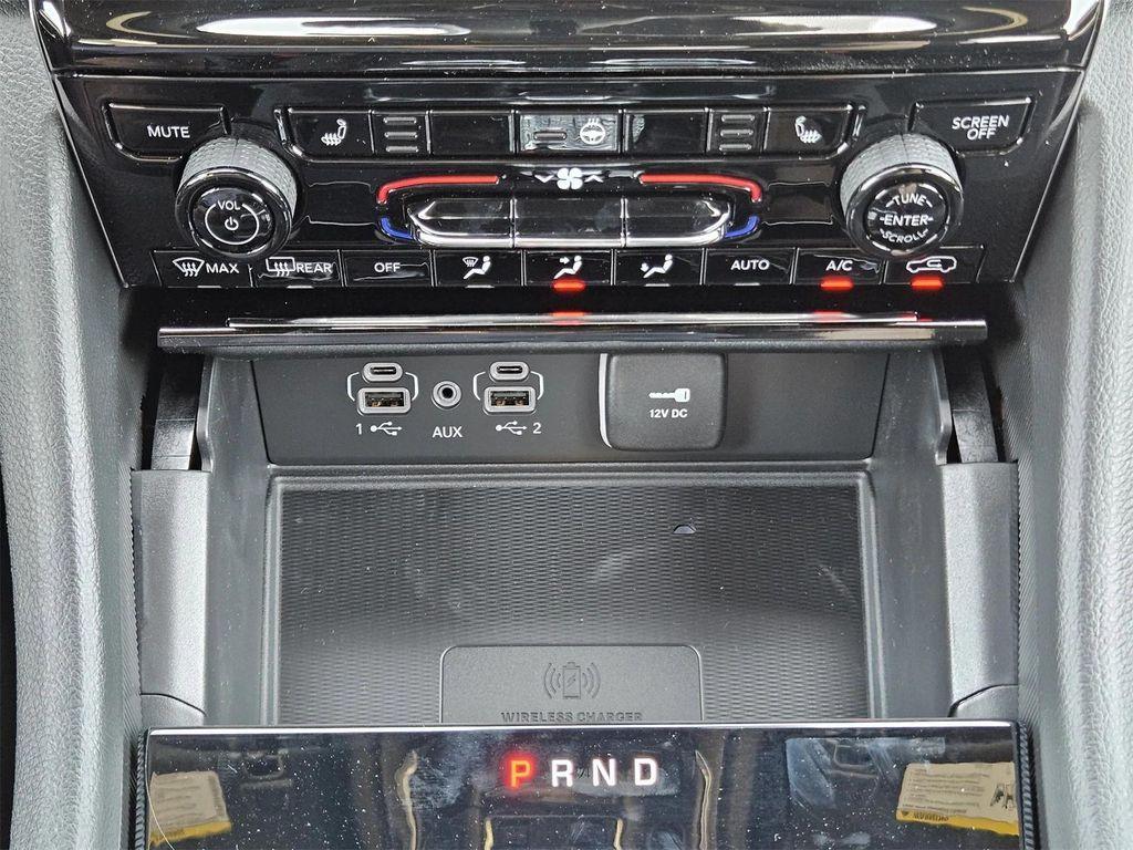 new 2025 Jeep Grand Cherokee car, priced at $37,312